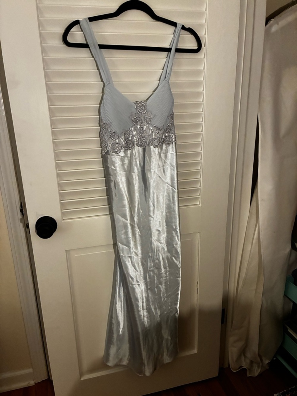 delicates Light Blue Lace-Embellished night gown
